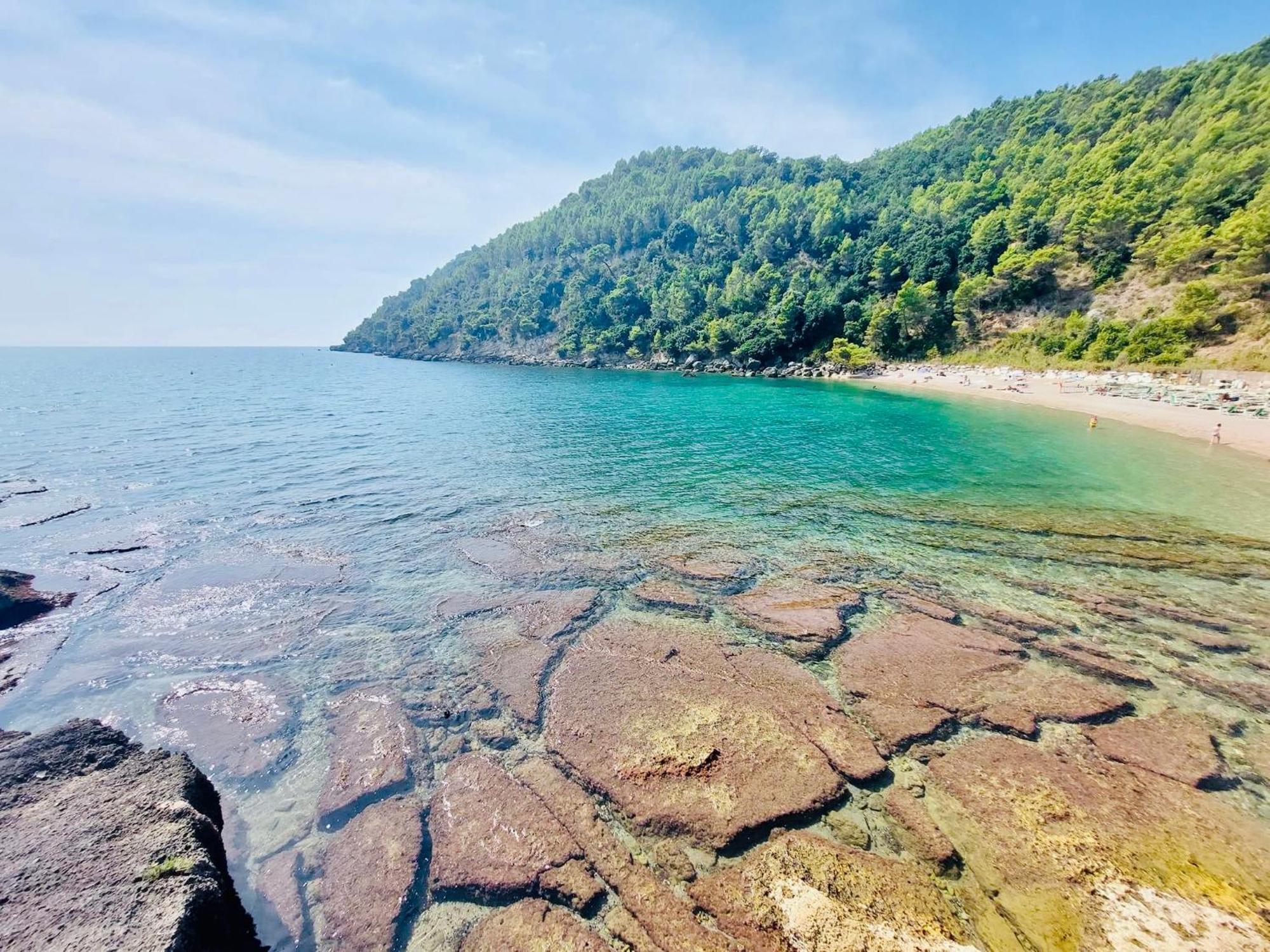 Minturnae Hotel 스카우리 외부 사진