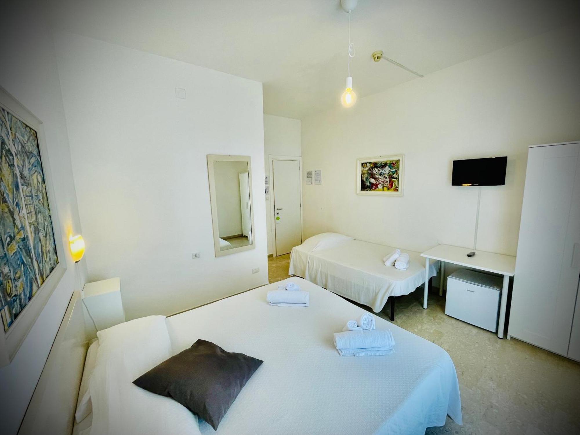 Minturnae Hotel 스카우리 외부 사진